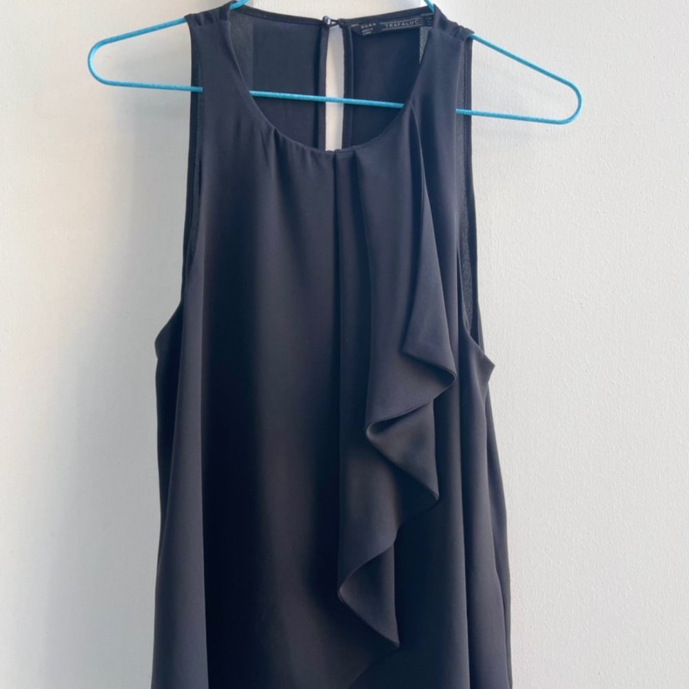Zara Trafaluc Flowy Black Tank